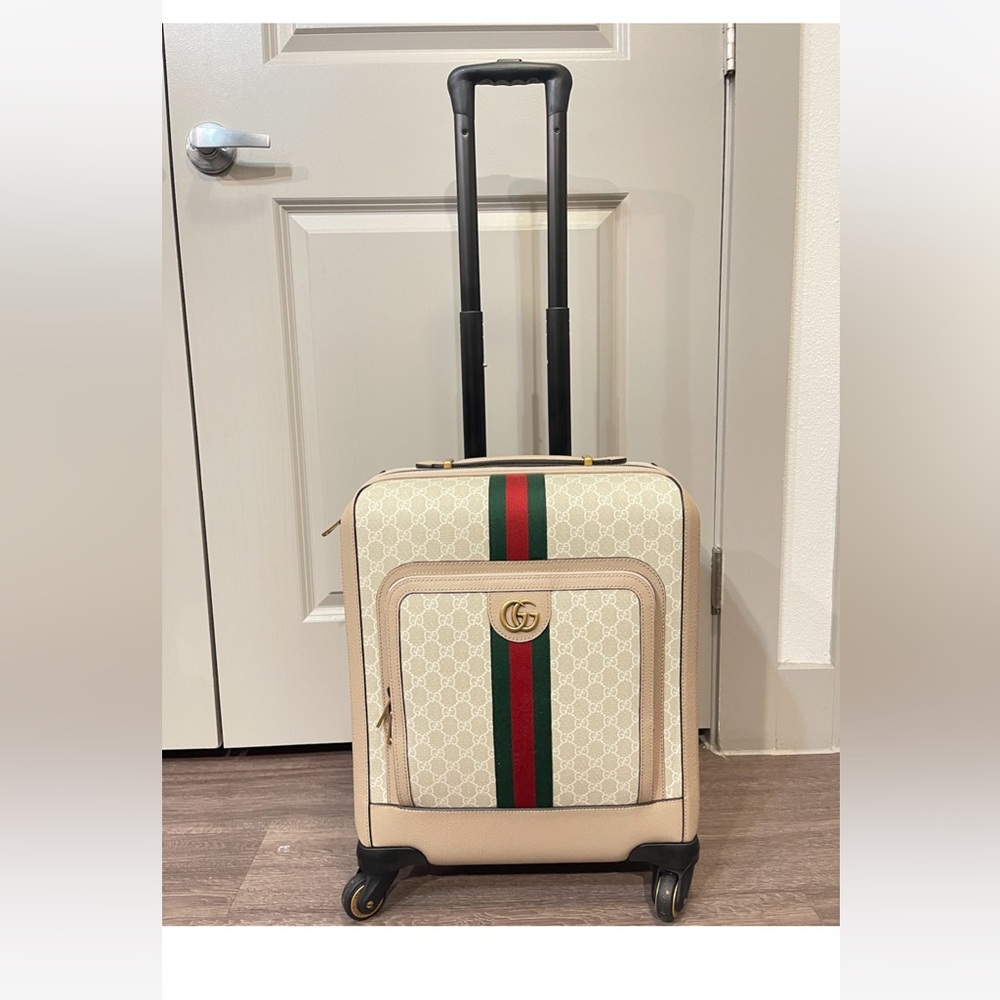 Gucci Savoy Small Cabin
Trolley